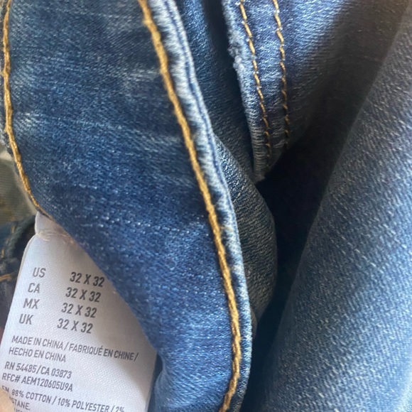 Jeans - Picture 2 of 4